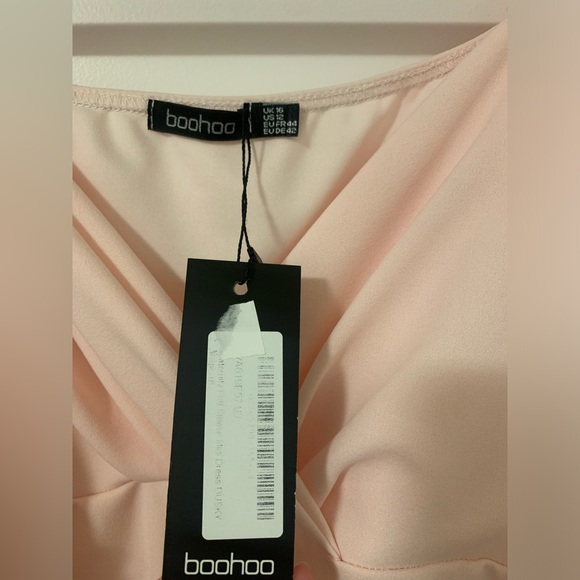 BNWT Boohoo Soft Pink Puff Sleeve Midi Maternity Dress - Picture 3 of 3